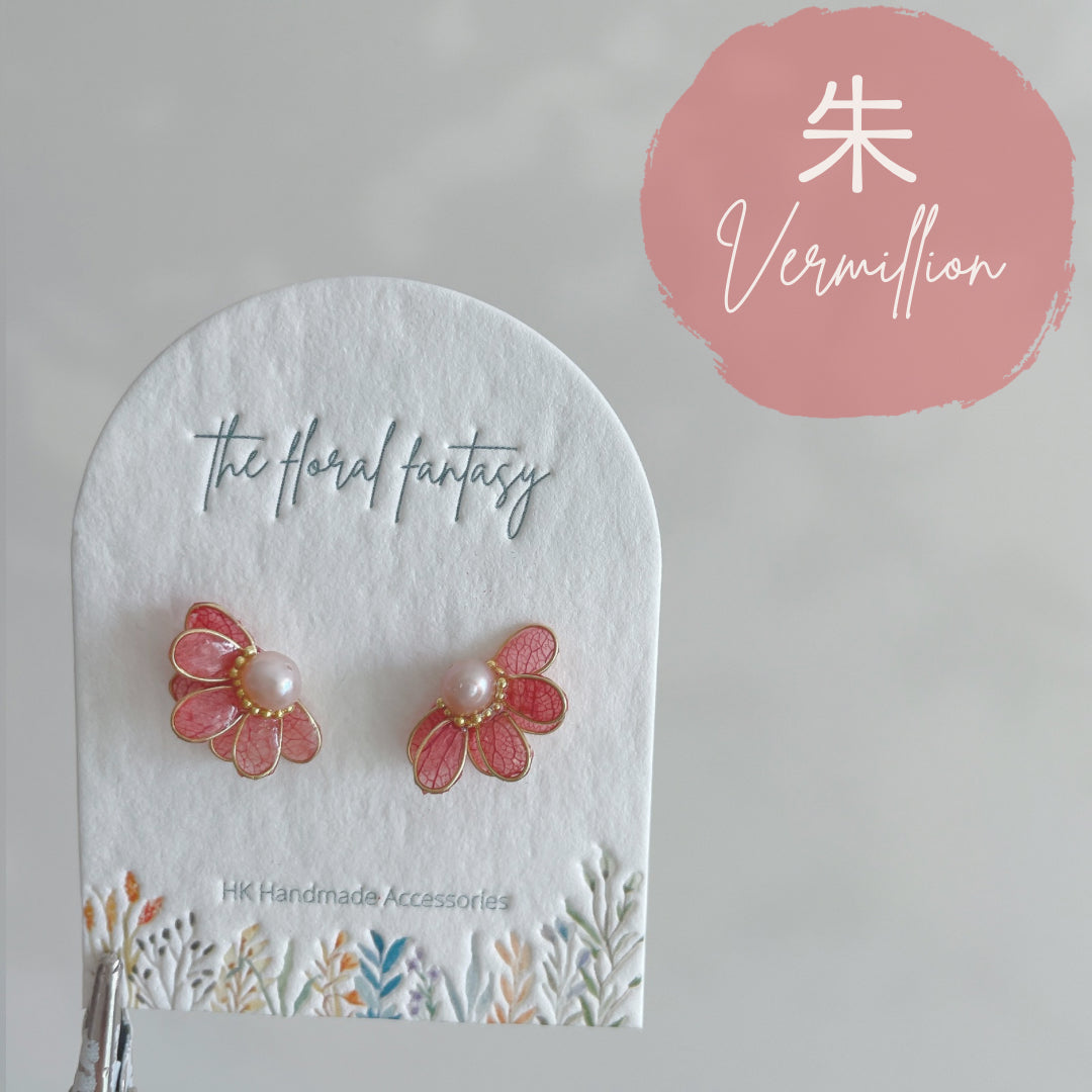 | FE31  𝔹𝔼𝕃𝕃𝕀𝕊|  銅線半瓣雛菊珍珠耳環